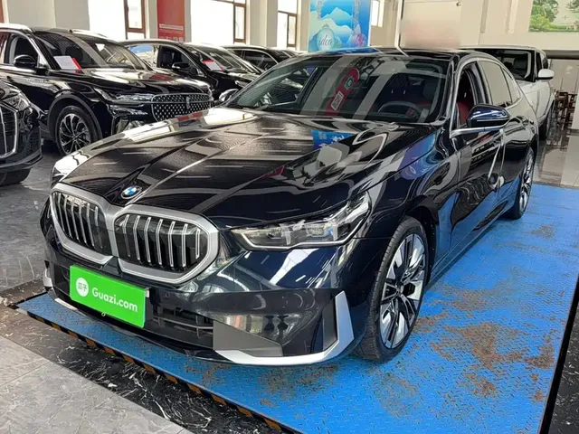 BMW 5 Series 2024 530Li Premium Luxury Package