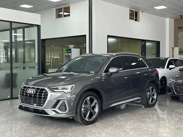 Audi Q3 2023 35 TFSI Fashion Dynamic (1.4T)