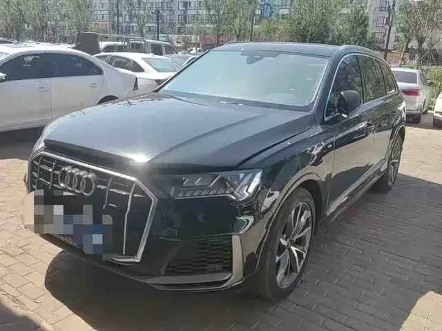 Audi Q7 2023 55 TFSI quattro S line Sport
