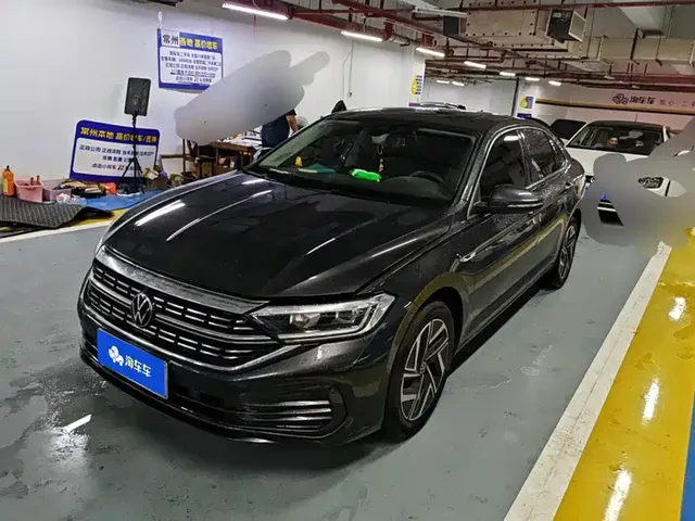 Volkswagen Sagitar 2023 300TSI DSG Surpassing Edition