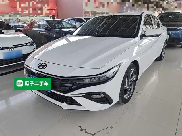 Hyundai Elantra 2023 1.5L CVT GLX Elite Edition