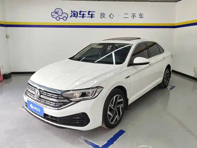 Volkswagen Sagitar 2023 300TSI DSG Surpassing Edition