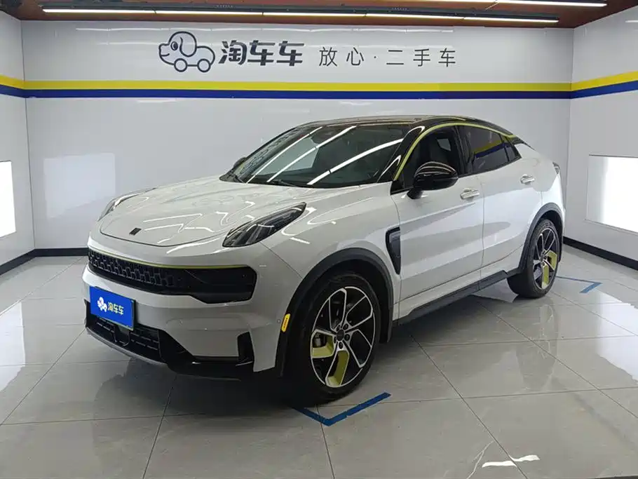 Lynk & Co 05 2020 2.0TD 2WD Shine Halo
