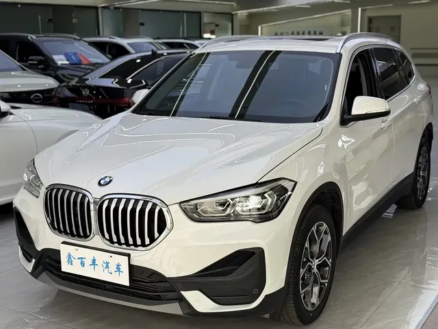 BMW X1 2022 sDrive25Li Leading