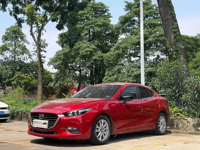 Mazda 3 Axela 2017 Sedan 1.5L Automatic Comfort China V