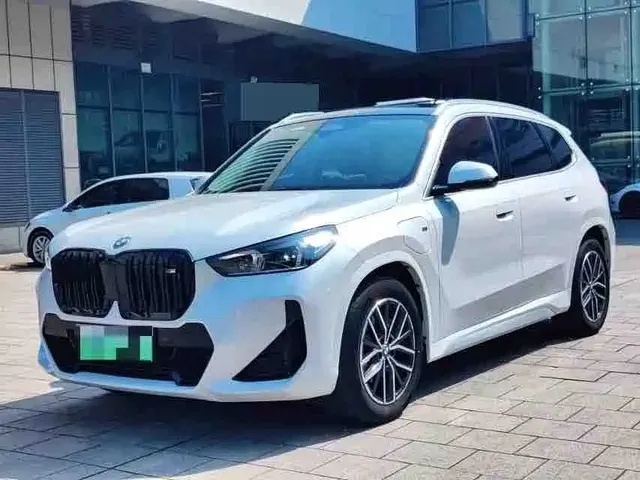 BMW iX1 2023 eDrive25L X Design Package