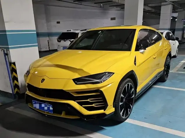 Lamborghini Urus 2021 4.0T V8