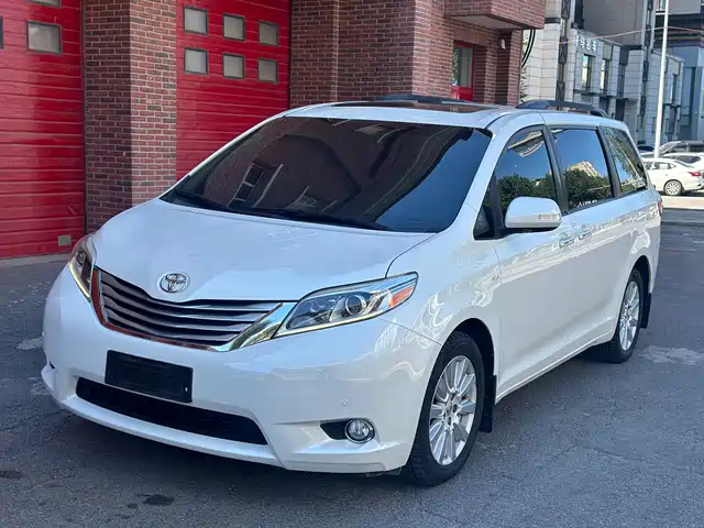 Toyota Sienna 2016 3.5L 4WD LIMITED