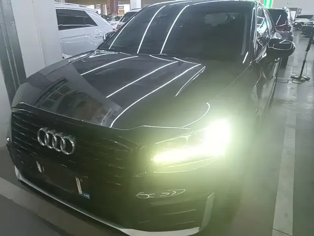 Audi Q2L 2020 35 TFSI Progressive Dynamic Model
