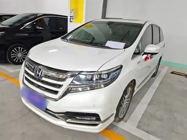 Honda Elysion 2019 2.0L Hybrid Supreme Edition