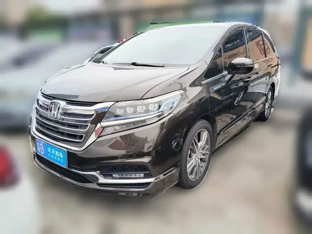 Honda Elysion 2019 2.0L Hybrid Luxury Edition