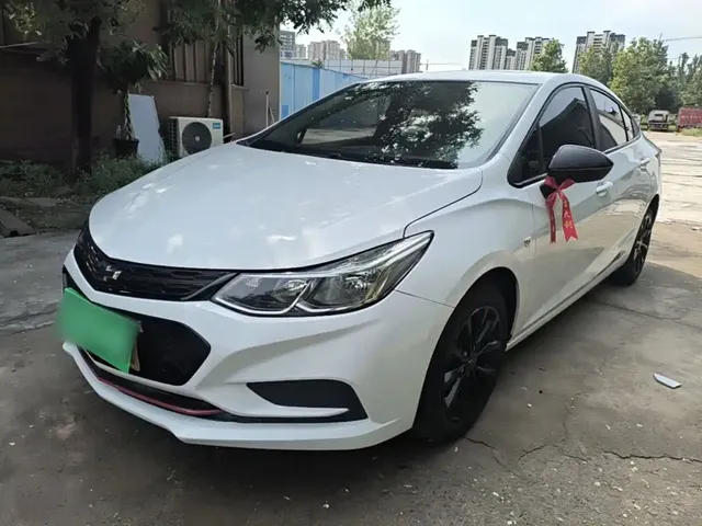 Chevrolet Cruze 2018 Redline 320 Automatic Pioneer Edition