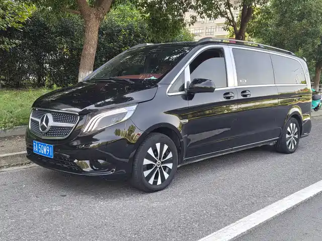 Mercedes-Benz Vito 2021 2.0T Business Edition 7-seater