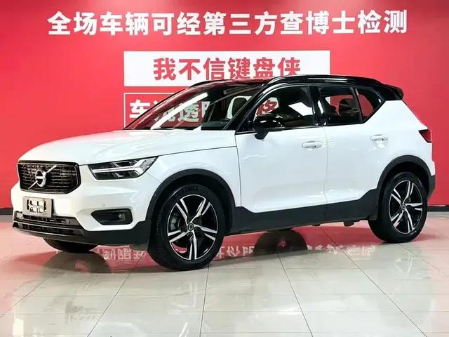 Volvo XC40 2021 T4 AWD Smart Sport Edition