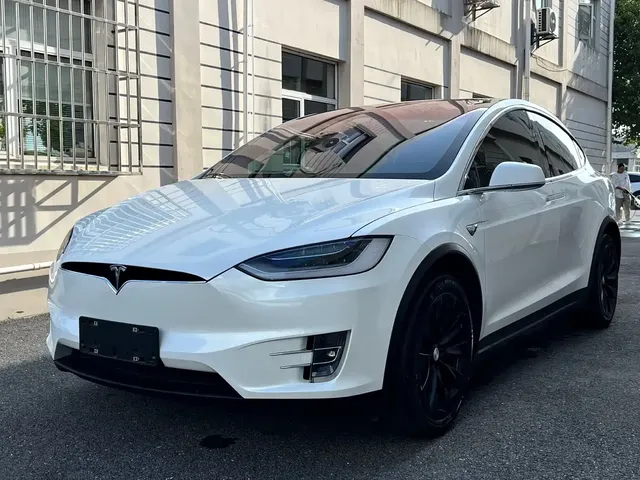 Tesla Model X 2019 Long Range Version