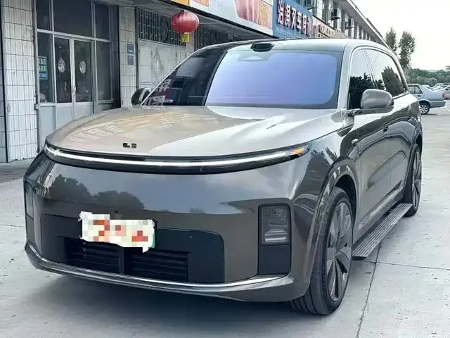 Li Auto Li Xiang L9 2026 Base Model