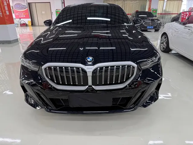 BMW 5 Series 2024 530Li Leading M Sport Package
