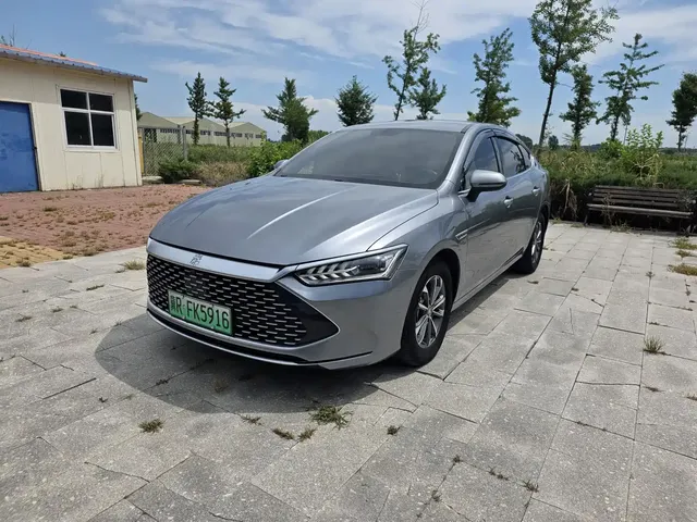 BYD Qin PLUS 2023 Champion Edition DM-i 55KM Leading