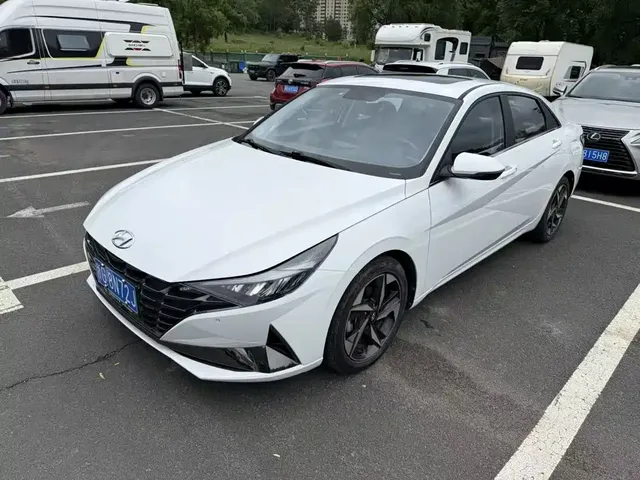 Hyundai Elantra 2022 1.5L CVT GLX Elite Edition