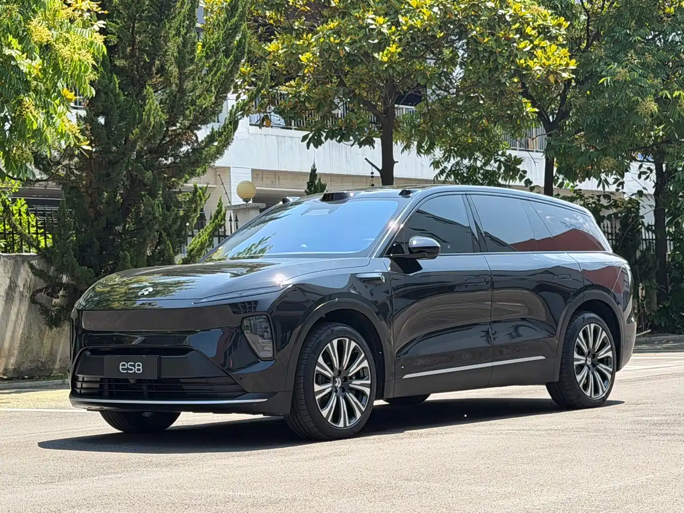 NIO ES8 2023 75kWh
