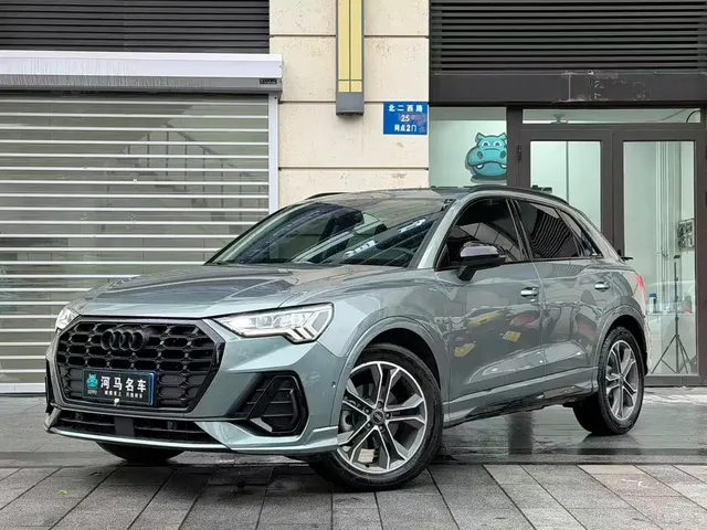Audi Q3 2023 35 TFSI Fashion Dynamic (1.4T)