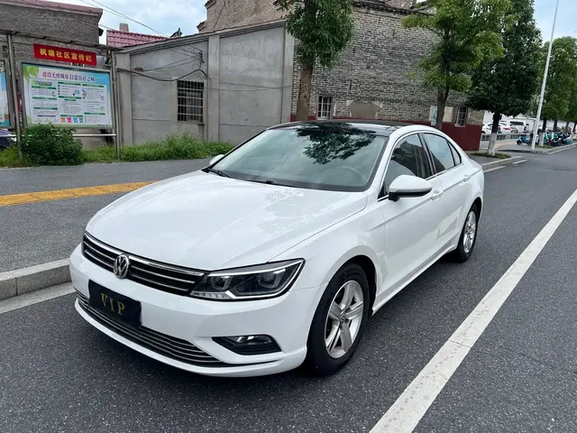 Volkswagen Lamando 2018 230TSI DSG Trend Edition