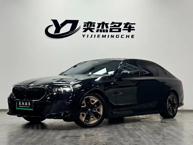 BMW i5 2024 eDrive 35L Premium Model M Sport Package