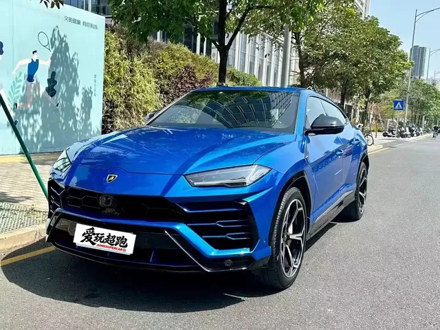 Lamborghini Urus 2021 4.0T V8