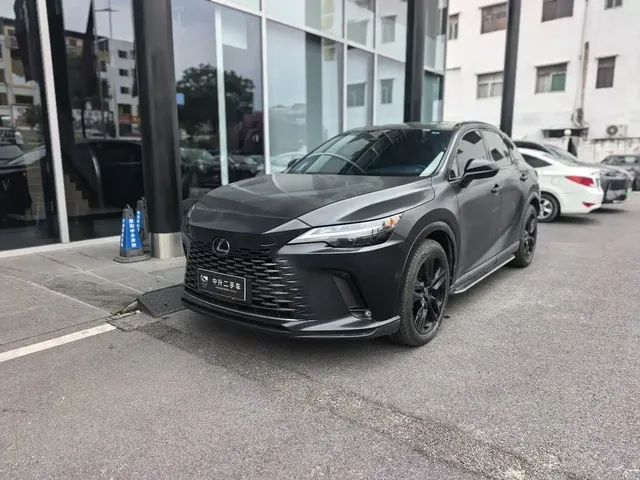Lexus RX 2025 300 AWD Black Edition