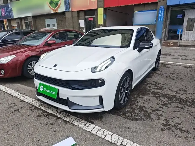 Lynk & Co 03 2019 2.0TD Auto Power Pro Version