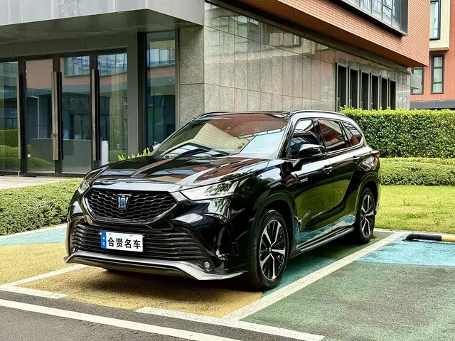 Toyota Crown Kluger 2023 2.5L HEV AWD Luxury Edition