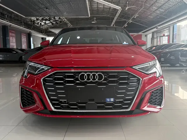 Audi A3 2023 Sportback 35 TFSI Fashion Sport