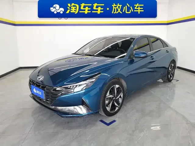 Hyundai Elantra 2021 1.5L CVT LUX Premium Edition