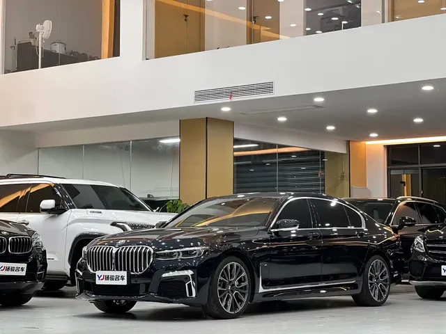 BMW 7 Series 2019 740Li Leading M Sport Package