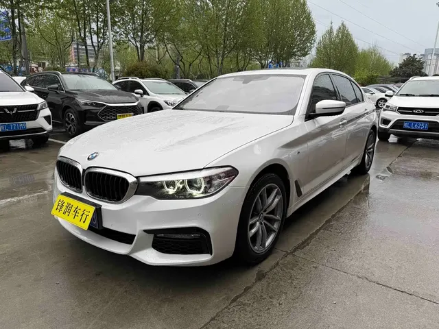 BMW 5 Series 2018 525Li M Sport Package