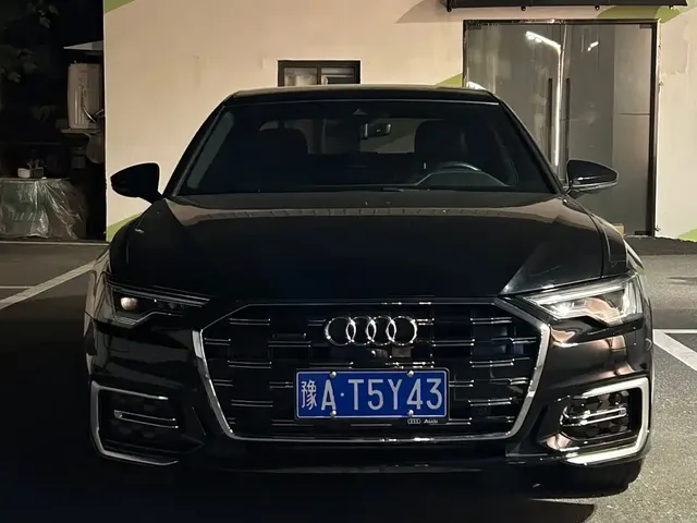 Audi A6L 2025 45 TFSI quattro Premium Sport + Exclusive Package