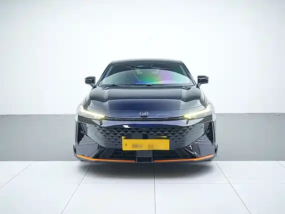 Changan UNI-V 2024 1.5T Deluxe Sport