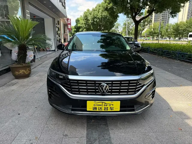 Volkswagen Passat 2021 Model 330TSI Luxury Edition