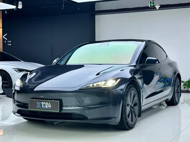 Tesla Model 3 2023 Rear-Wheel Drive