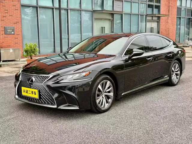 Lexus LS 2020 500h Excellence (China VI)