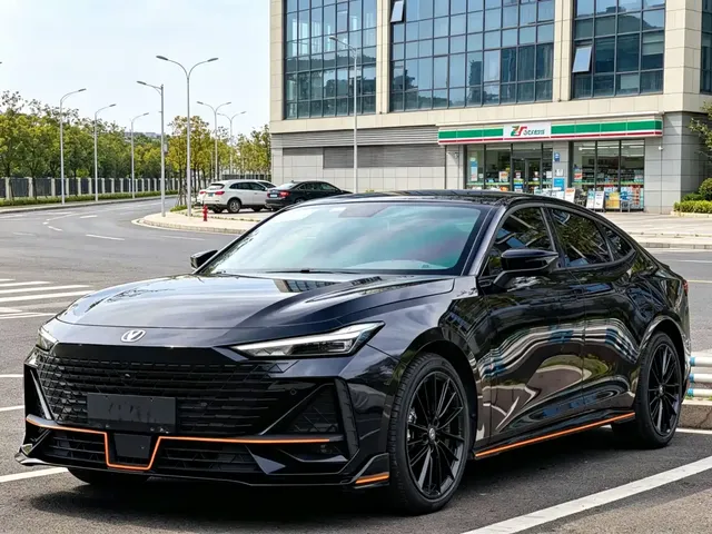 Changan UNI-V 2022 1.5T Sport Edition