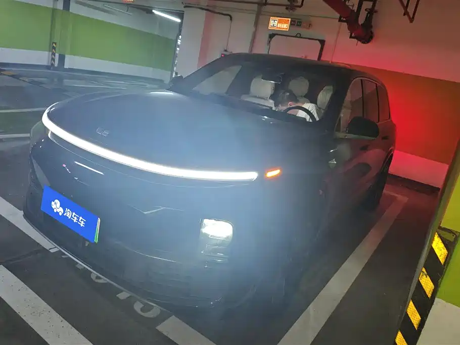 Li Auto Li Xiang L9 2023 Model Pro