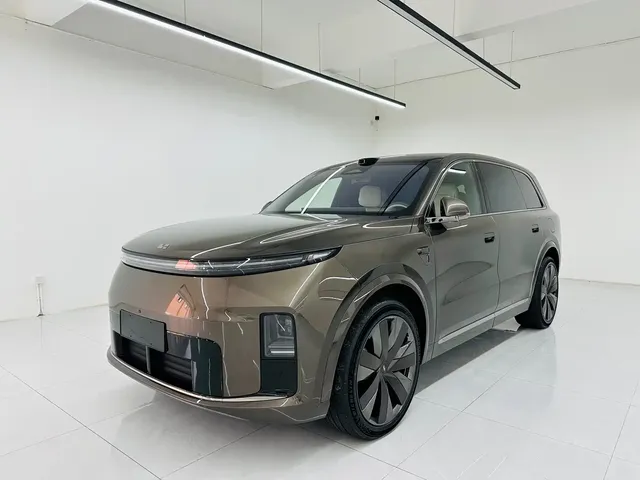 Li Auto Li Xiang L9 2026 Base Model