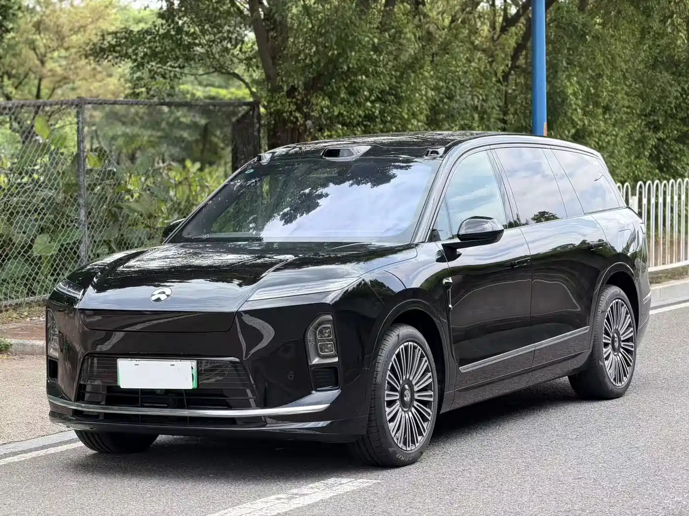 NIO ES8 2025 Base Model 7-Seater