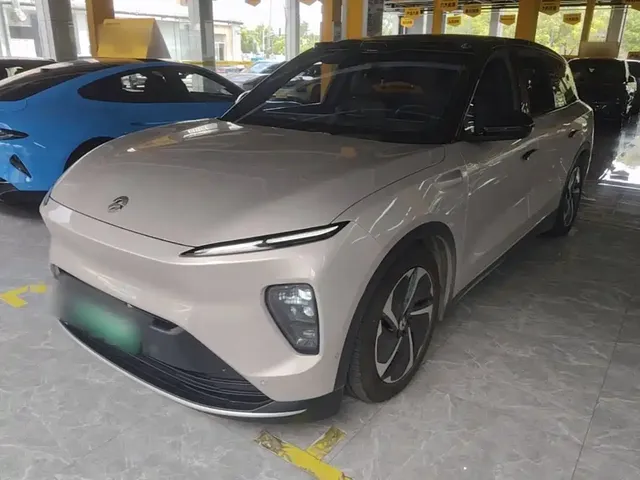 NIO ES8 2024 100kWh