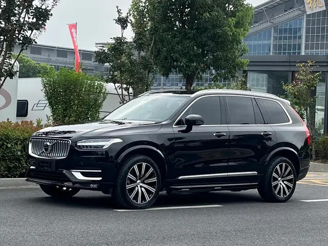 Volvo XC90 2021 B5 Smart Drive Luxury 7-seater