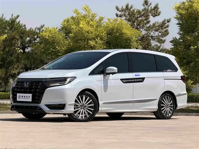 Honda Elysion 2024 2.0L e:HEV Luxury Edition