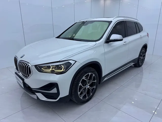 BMW X1 2022 sDrive20Li Premium