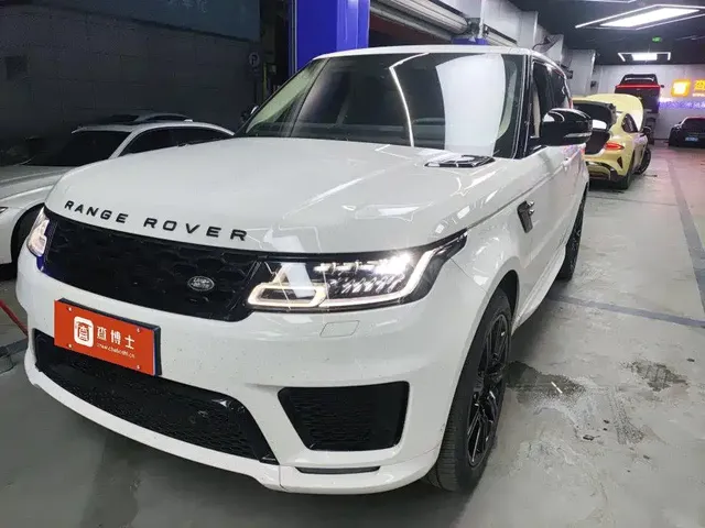 Land Rover Range Rover Sport 2021 3.0 L6 Gloss Black Edition
