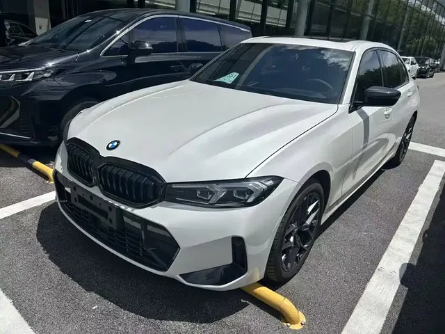BMW 3 Series 2025 330Li M Sport Night Edition
